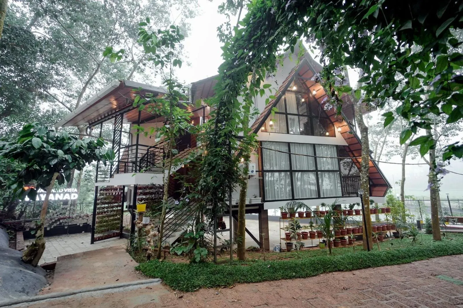 Wayanad Vista Palm View Homes Padinjarathara ゲストハウス